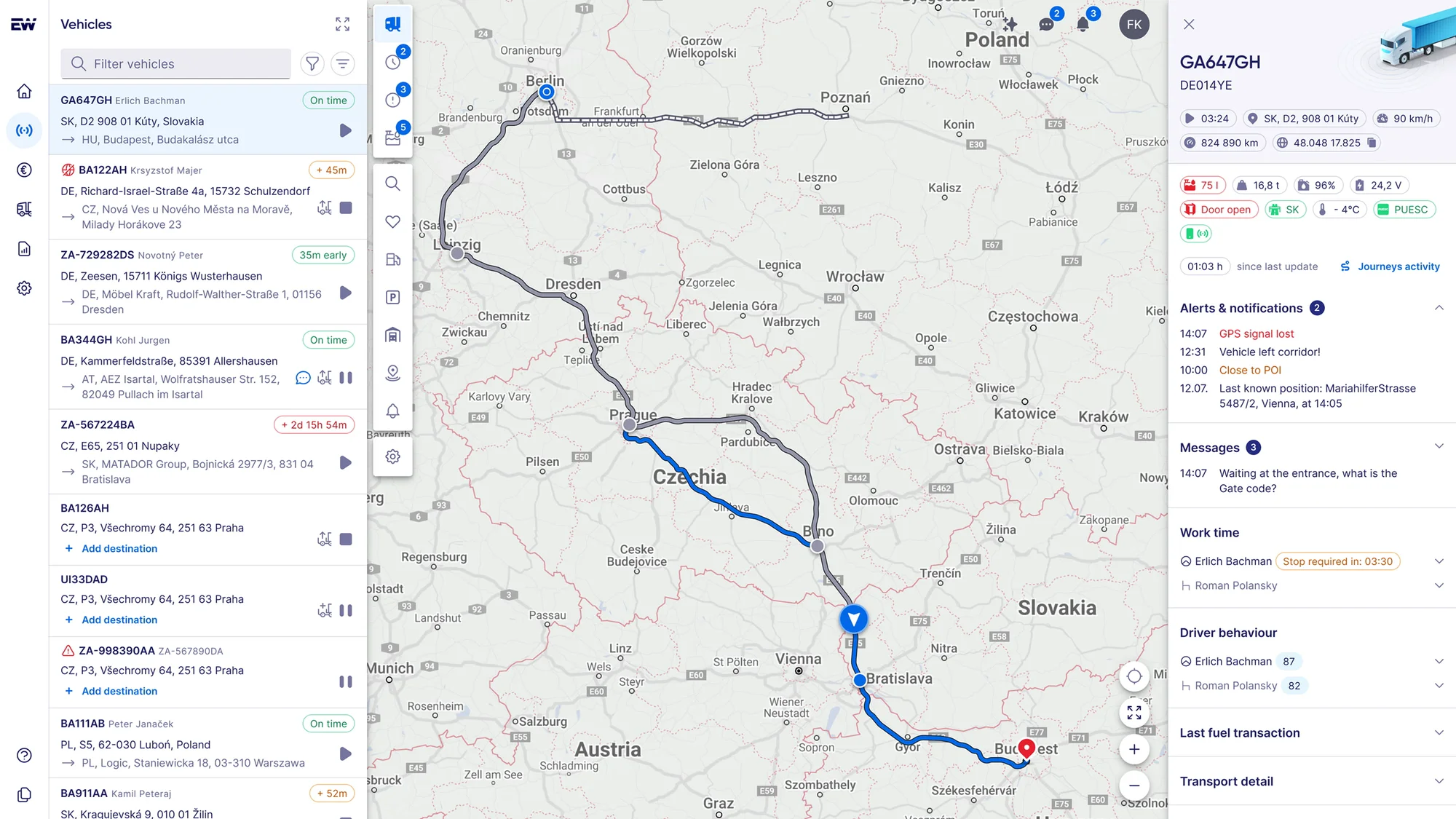 Live Map with the vehicle list, a truck route from Berlin to Budapest and the vehicle detail with alerts and messages